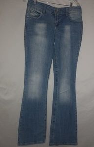 Lei 5R Ashley Louise Boot Medium Wash Distressed Jeans